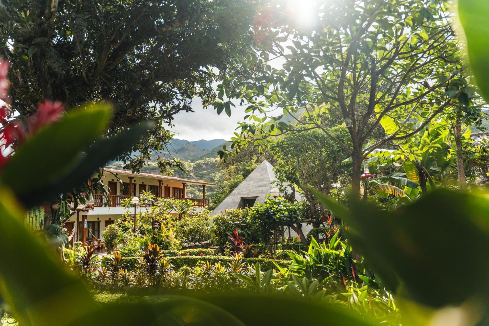 Hosteria Paraiso Vilcabamba Exterior photo